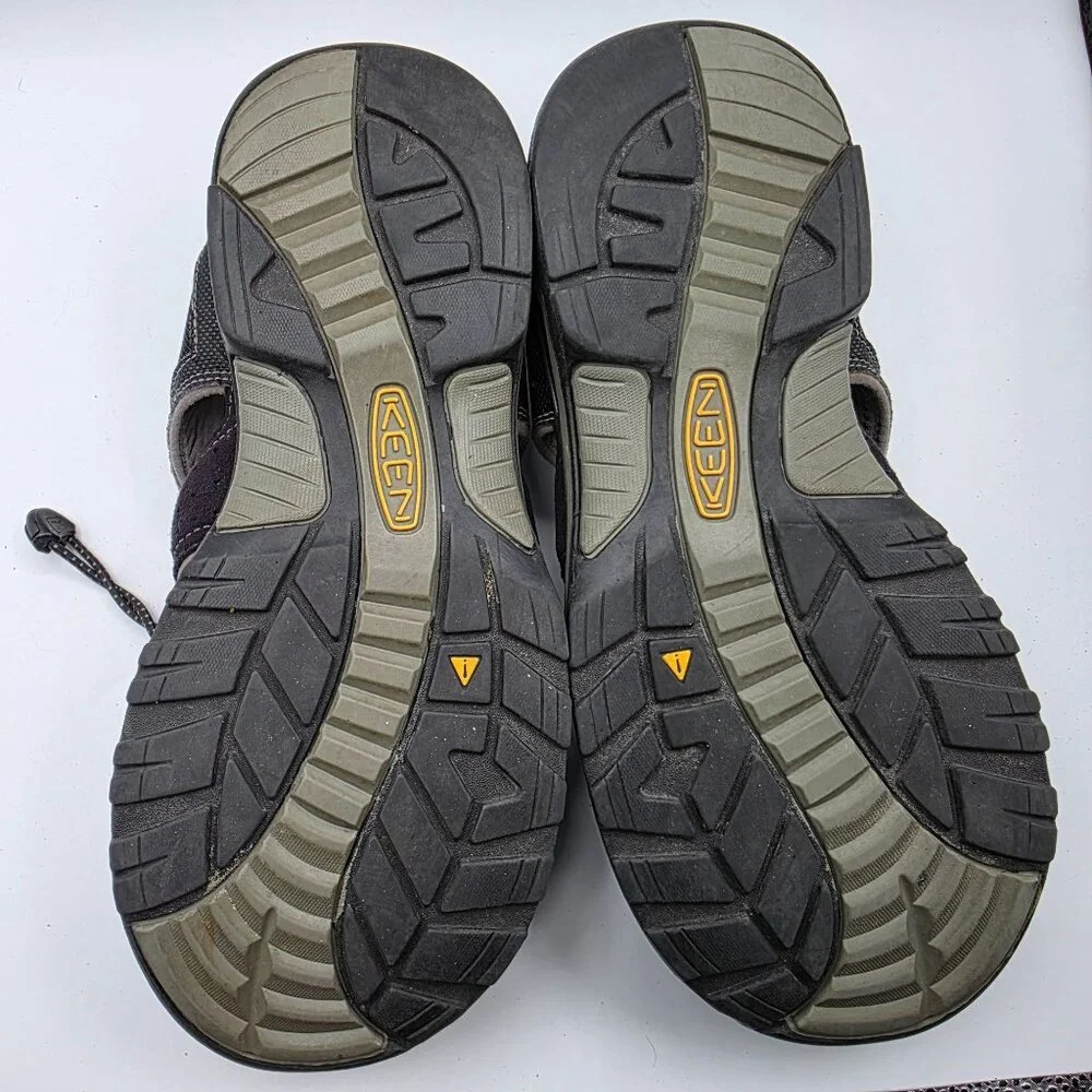 Keen Rialto Mens Size 11 Black Waterproof Closed Toe Sandals Beach Outdoor